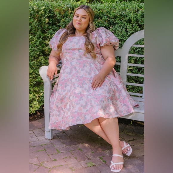 IVY CITY NWT PASTEL FLORAL IVANA DRESS 5X - Picture 3 of 9